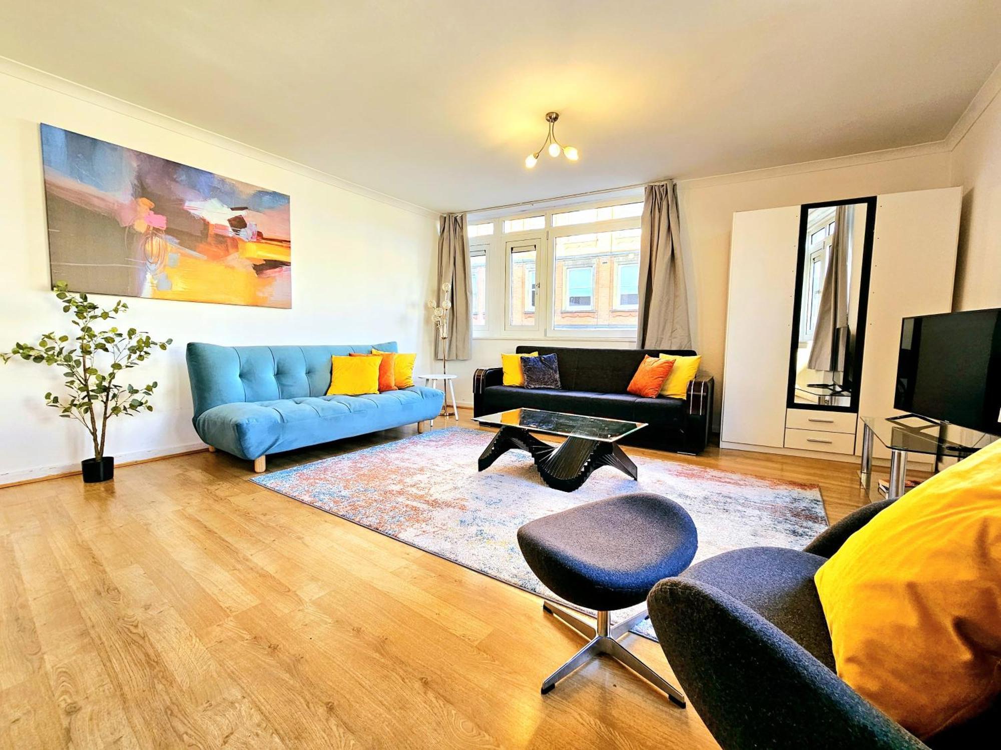 Bright & Spacious Home In Building With Lift, Right Next To Bayswater Station - Walk To Kensington Palace, Hyde Park, Little Venice & Notting Hill 런던 외부 사진