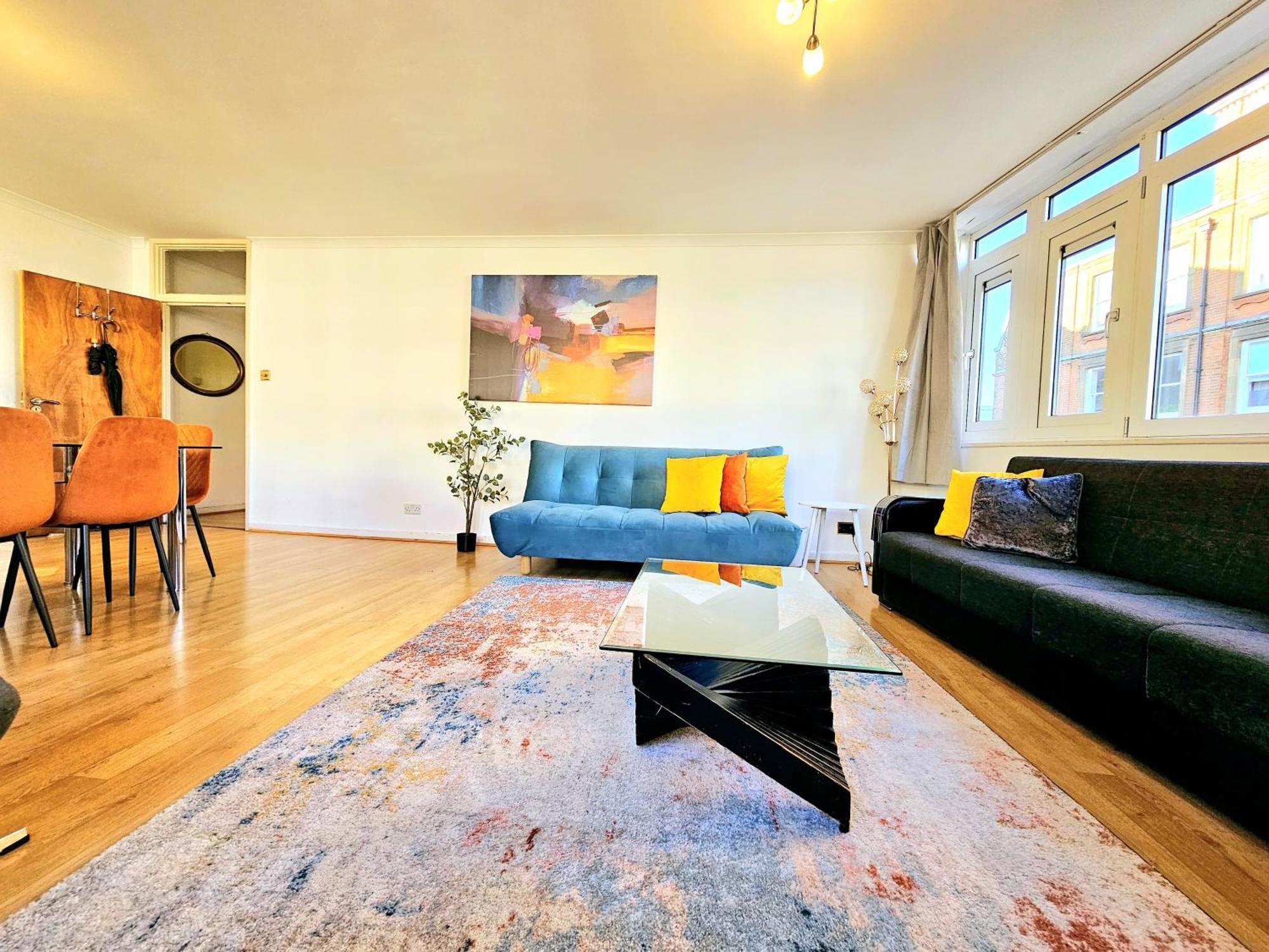 Bright & Spacious Home In Building With Lift, Right Next To Bayswater Station - Walk To Kensington Palace, Hyde Park, Little Venice & Notting Hill 런던 외부 사진