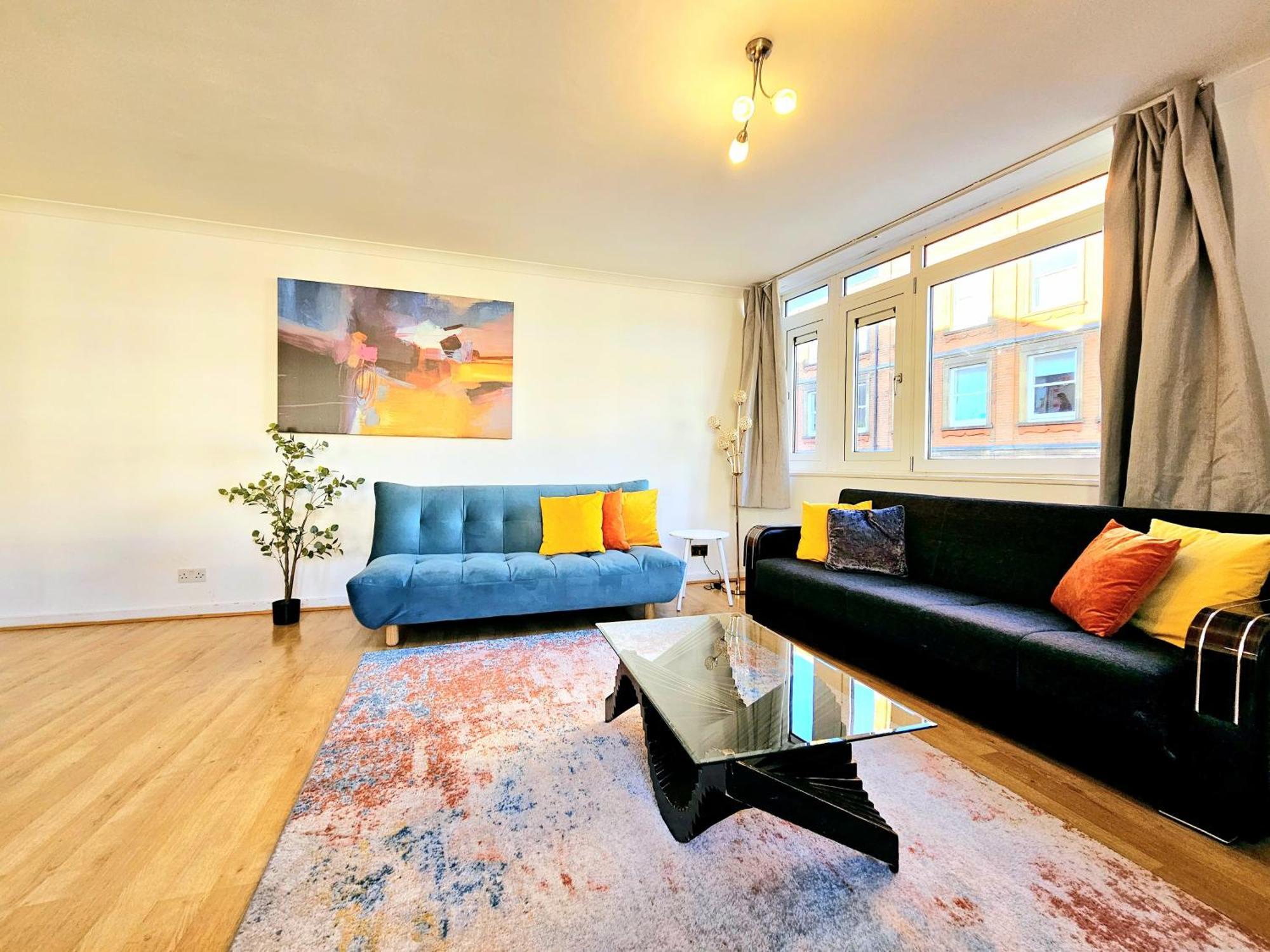 Bright & Spacious Home In Building With Lift, Right Next To Bayswater Station - Walk To Kensington Palace, Hyde Park, Little Venice & Notting Hill 런던 외부 사진